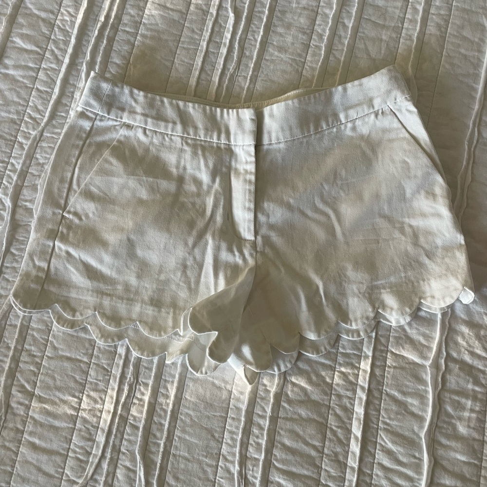 Crewcuts scallop hem shorts
